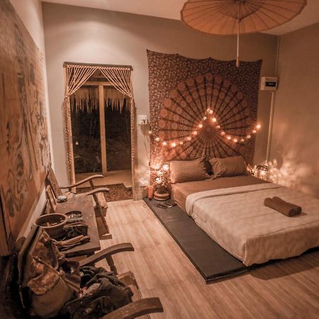 Cozy Huts Hotell Trat Exteriör bild