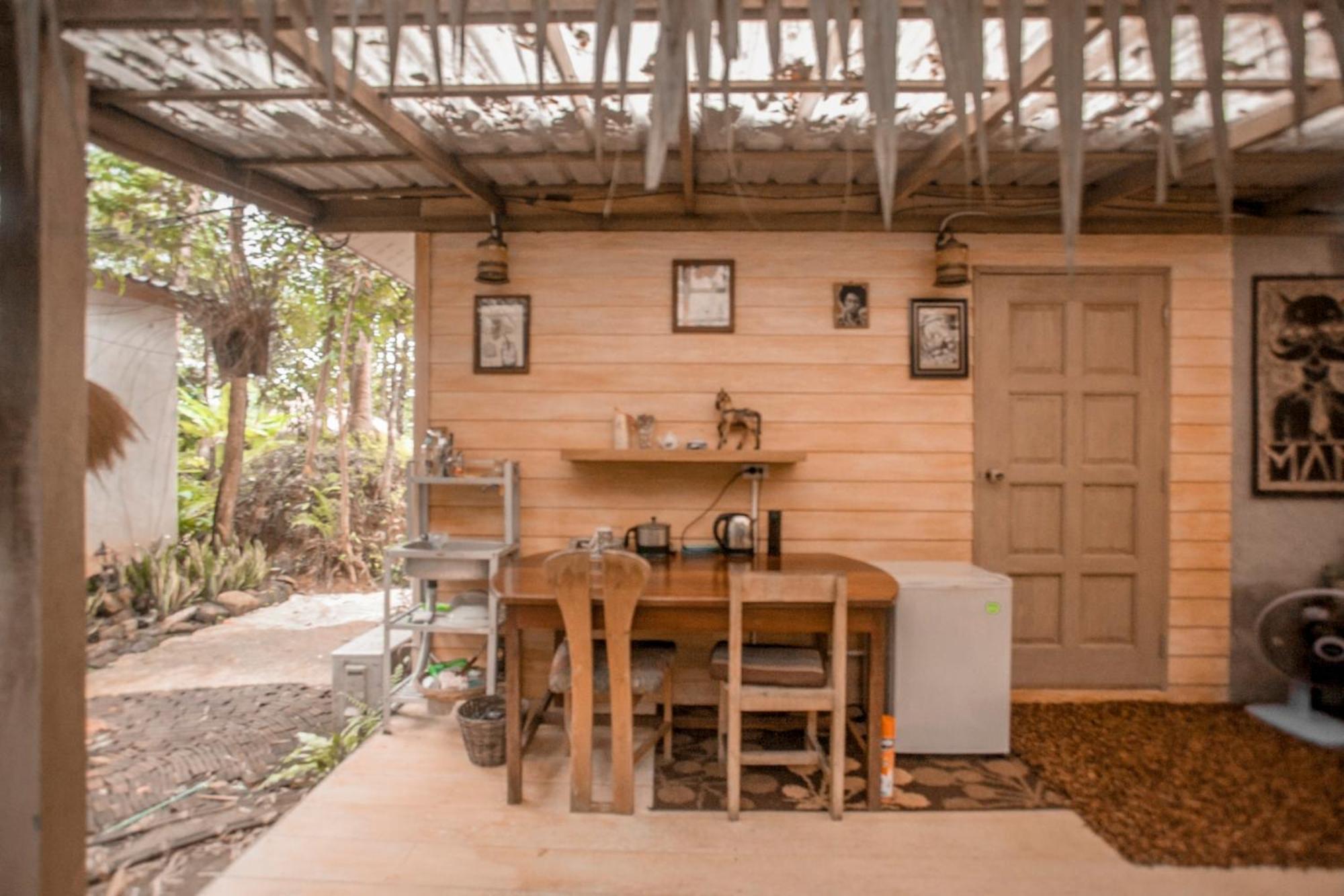 Cozy Huts Hotell Trat Rum bild